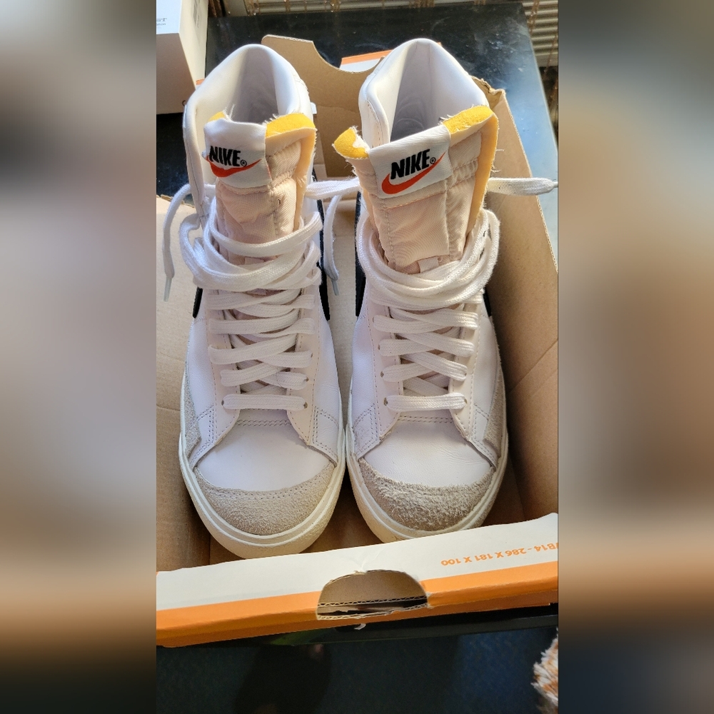 Nike High-Top Sneakers in White and Cream